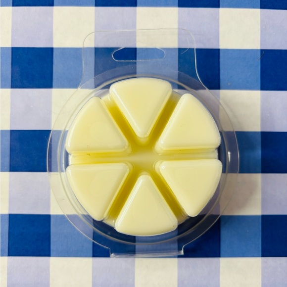 Bath and Body Works wax melts Spiced Gingerbread - Picture 3 of 5